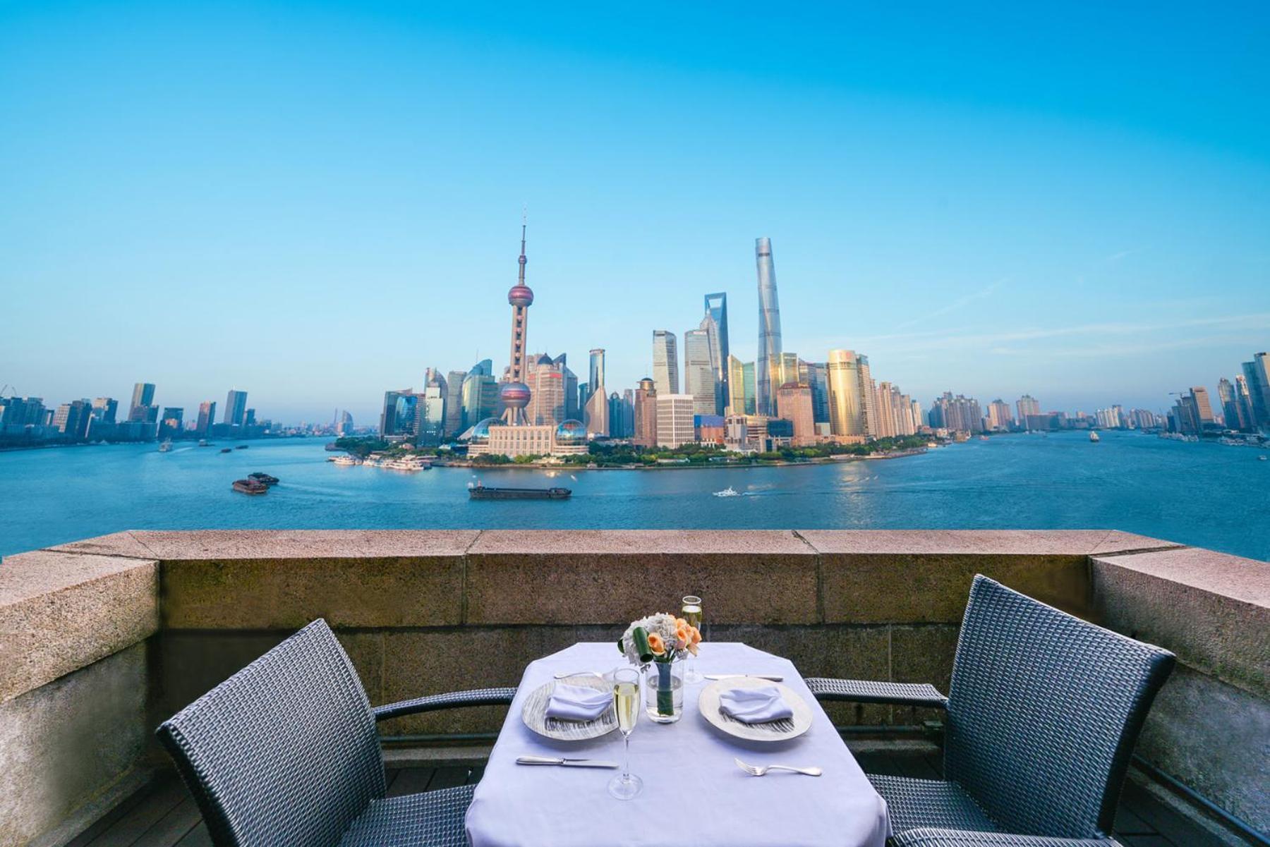 Fairmont Peace Hotel On The Bund Шанхай Экстерьер фото